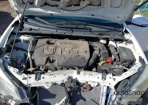 2015 Toyota Corolla S Plus z USA, uszkodzony, nr VIN 2T1BURHEXFC397894